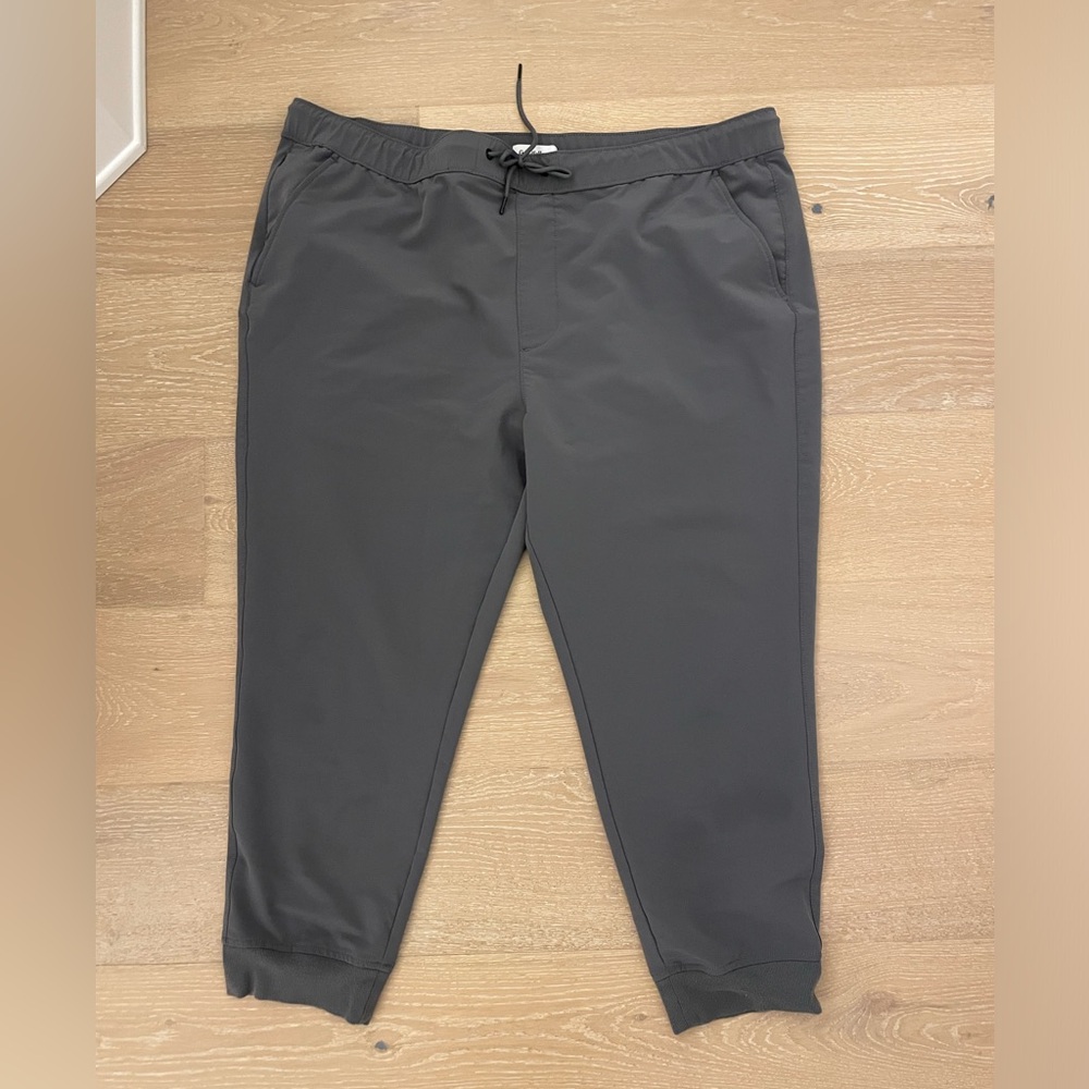 Goodfellow & Co Men’s Gray Joggers XXL